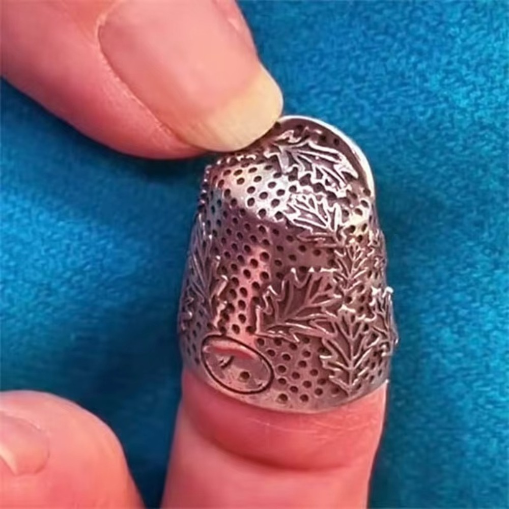 Dedal de bellota abierta de Me - Button Hole Cutter reseña y precio