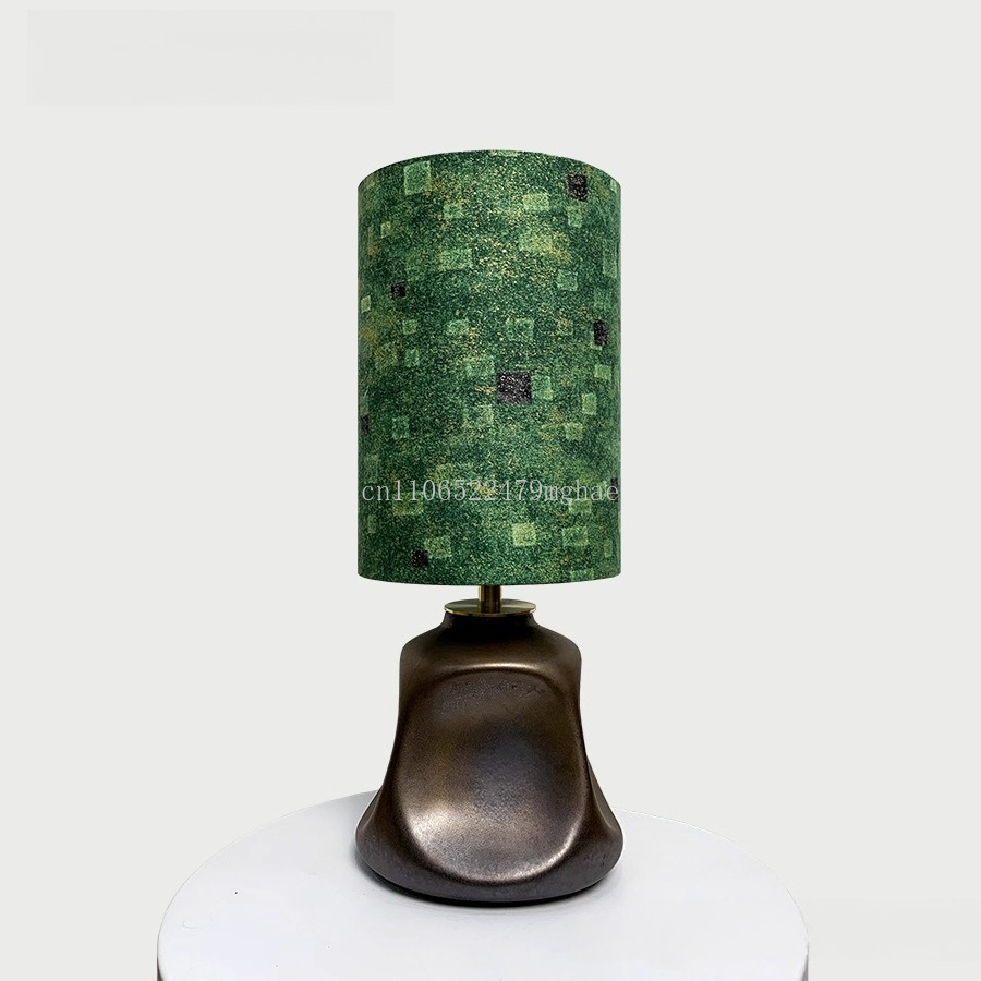 Lámpara de mesa de tela dorada - Century Textile & Sewing Supply By Owner reseña y precio